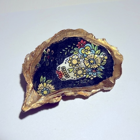 Handmade Oyster Art Shell Trinket Vanity Ring Dish sugar skull - Picture 1 of 5